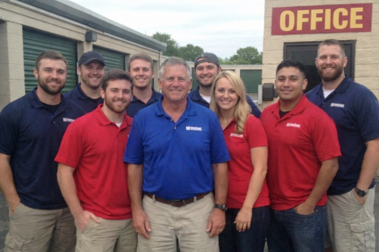 Water damage restoration professionals in Fort Wayne, IN